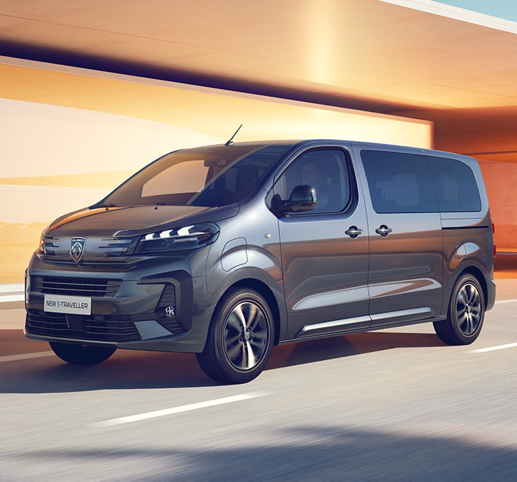Nuovo PEUGEOT E-Taveller  vista anteriore
